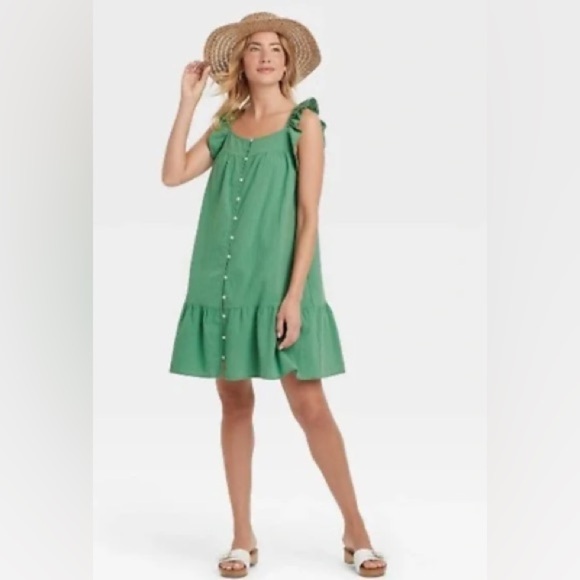 LAST CHANCE Universal Thread green button front flutter sleeve dress - Picture 1 of 6